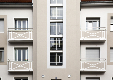 Bâtiment nord : travées centrales de la façade antérieure. © Région Bourgogne-Franche-Comté, Inventaire du patrimoine