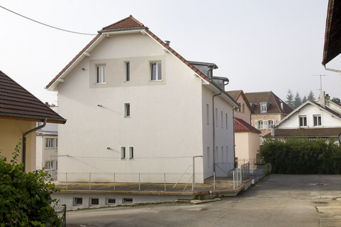 Bâtiment nord : façades latérale droite et postérieure. © Région Bourgogne-Franche-Comté, Inventaire du patrimoine