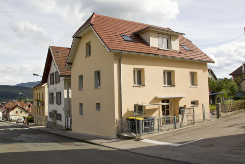 Façades antérieure et latérale gauche. © Région Bourgogne-Franche-Comté, Inventaire du patrimoine