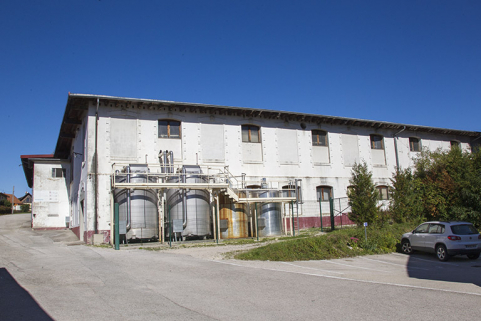 Bâtiments sud : façade latérale gauche. © Région Bourgogne-Franche-Comté, Inventaire du patrimoine
