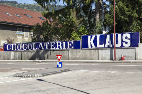 Enseigne émaillée au long de la rue de l'Helvétie. © Région Bourgogne-Franche-Comté, Inventaire du patrimoine