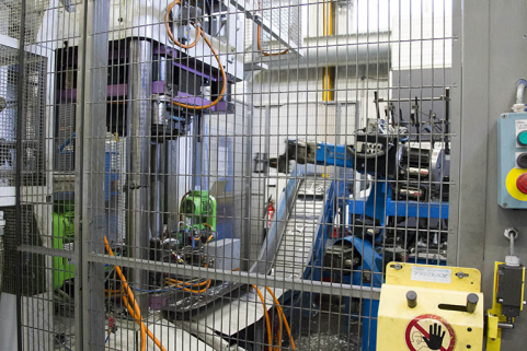 Site ancien : machine de l'atelier d'injection zamak. © Région Bourgogne-Franche-Comté, Inventaire du patrimoine