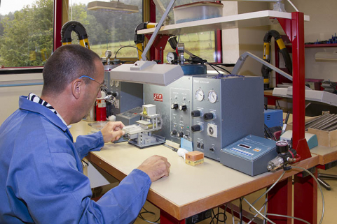 Fonte à la cire perdue : fonte du tirage en cire. © Région Bourgogne-Franche-Comté, Inventaire du patrimoine
