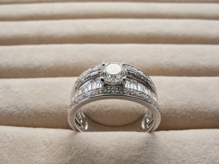 Exemple de production : solitaire. © Région Bourgogne-Franche-Comté, Inventaire du patrimoine