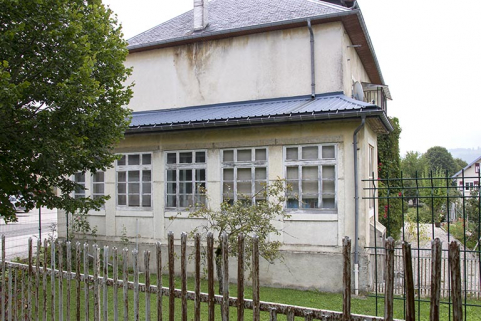 Atelier de fabrication sur la façade latérale droite. © Région Bourgogne-Franche-Comté, Inventaire du patrimoine