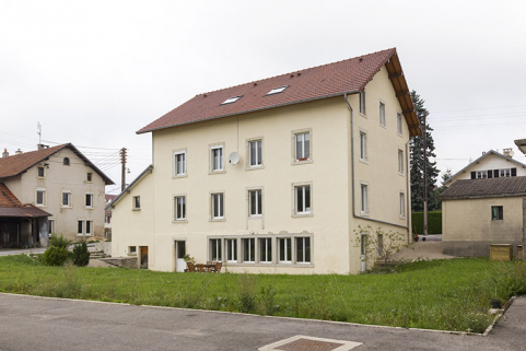 Façades postérieure et latérale droite. © Région Bourgogne-Franche-Comté, Inventaire du patrimoine
