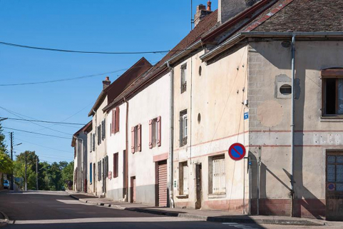 Maisons de la partie ouest de la Grande Rue © Région Bourgogne-Franche-Comté, Inventaire du patrimoine Maisons de la partie ouest de la Grande Rue © Région Bourgogne-Franche-Comté, Inventaire du patrimoine