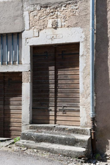 Détail de la porte datée 1785 © Région Bourgogne-Franche-Comté, Inventaire du patrimoine