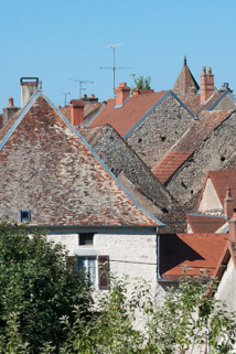 Vue des toitures des constructions de la ville haute © Région Bourgogne-Franche-Comté, Inventaire du patrimoine