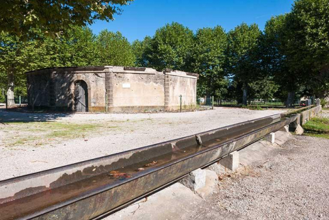 Vue générale du lavoir et de l'abreuvoir © Région Bourgogne-Franche-Comté, Inventaire du patrimoine Vue générale du lavoir et de l'abreuvoir © Région Bourgogne-Franche-Comté, Inventaire du patrimoine