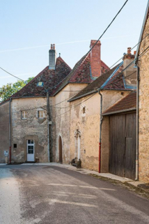 Les bâtiments, vue depuis la rue Ménans © Région Bourgogne-Franche-Comté, Inventaire du patrimoine