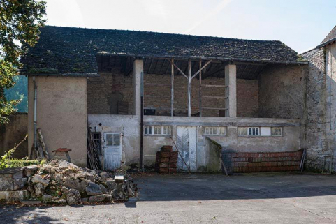 Dépendances situées au sud-ouest de la cour © Région Bourgogne-Franche-Comté, Inventaire du patrimoine
