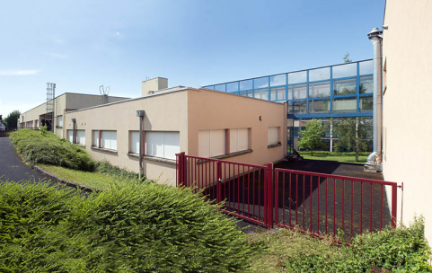 Angle nord et façade postérieure est des bâtiments d'enseignement technologique hôtelier. © Région Bourgogne-Franche-Comté, Inventaire du patrimoine