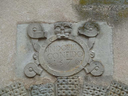 Détail du médaillon © Région Bourgogne-Franche-Comté, Inventaire du patrimoine