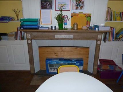 Cheminée de la pièce la plus à l'Est © Région Bourgogne-Franche-Comté, Inventaire du patrimoine