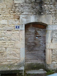 Porte piétonne © Région Bourgogne-Franche-Comté, Inventaire du patrimoine Porte piétonne © Région Bourgogne-Franche-Comté, Inventaire du patrimoine