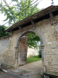 Porte cochère © Région Bourgogne-Franche-Comté, Inventaire du patrimoine Porte cochère © Région Bourgogne-Franche-Comté, Inventaire du patrimoine