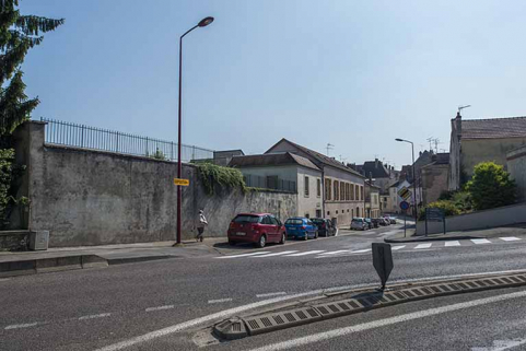 Vue d'ensemble depuis l'ouest sur la façade antérieure de la cantine, rue Rossen. © Région Bourgogne-Franche-Comté, Inventaire du patrimoine