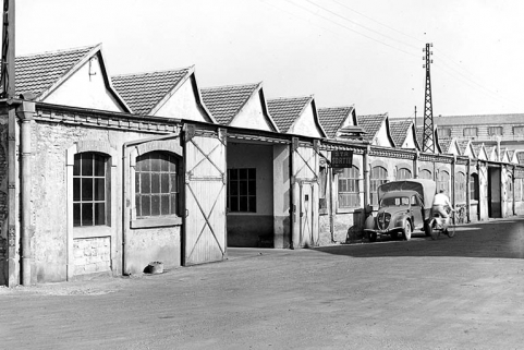 Ateliers en rez-de-chaussée. © Région Bourgogne-Franche-Comté, Inventaire du patrimoine Ateliers en rez-de-chaussée. © Région Bourgogne-Franche-Comté, Inventaire du patrimoine