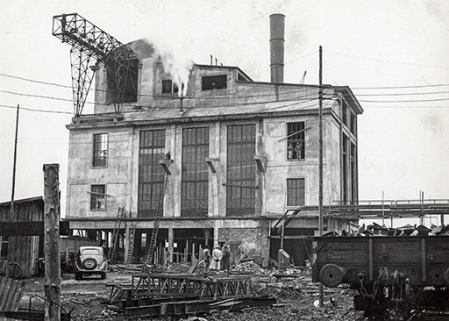 La centrale thermique. © Région Bourgogne-Franche-Comté, Inventaire du patrimoine La centrale thermique. © Région Bourgogne-Franche-Comté, Inventaire du patrimoine