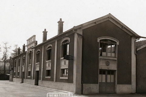 Ecole d'apprentissage (détruite en 1962). © Région Bourgogne-Franche-Comté, Inventaire du patrimoine Ecole d'apprentissage (détruite en 1962). © Région Bourgogne-Franche-Comté, Inventaire du patrimoine