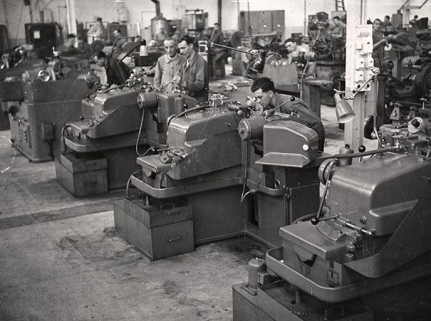Machines à rectifier. © Région Bourgogne-Franche-Comté, Inventaire du patrimoine Machines à rectifier. © Région Bourgogne-Franche-Comté, Inventaire du patrimoine