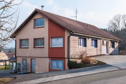 Usine : façade antérieure, de trois quarts gauche. © Région Bourgogne-Franche-Comté, Inventaire du patrimoine