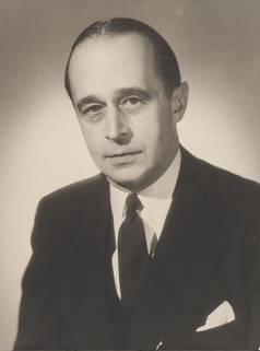 [Portrait de Raymond Dodane], 1953. © Région Bourgogne-Franche-Comté, Inventaire du patrimoine