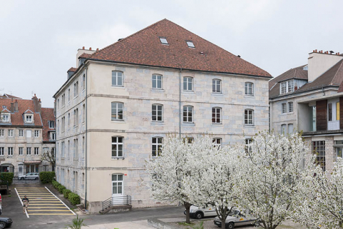 Angle sud-ouest du pavillon des officiers ouest. © Région Bourgogne-Franche-Comté, Inventaire du patrimoine