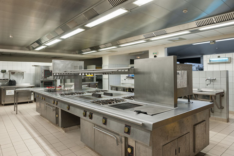 Cuisine du restaurant d'application.  © Région Bourgogne-Franche-Comté, Inventaire du patrimoine