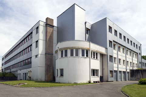 Bethoncourt, site Camus du lycée des Huisselets : externat et cafétéria. © Région Bourgogne-Franche-Comté, Inventaire du patrimoine Bethoncourt, site Camus du lycée des Huisselets : externat et cafétéria. © Région Bourgogne-Franche-Comté, Inventaire du patrimoine