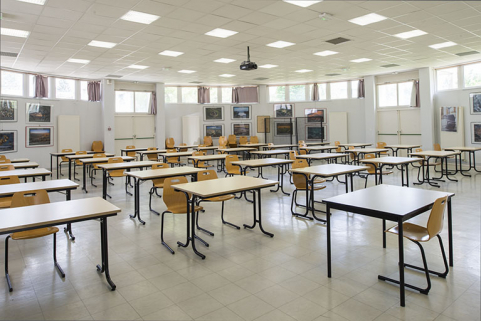 Dans la salle polyvalente. © Région Bourgogne-Franche-Comté, Inventaire du patrimoine