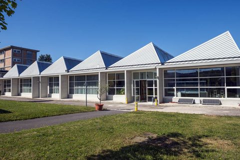 Façade postérieure est du bâtiment des ateliers et de l'administration. (ex-Léger) © Région Bourgogne-Franche-Comté, Inventaire du patrimoine