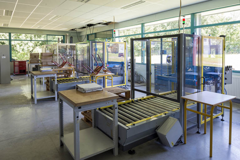 Dans l'atelier de plasturgie. © Région Bourgogne-Franche-Comté, Inventaire du patrimoine