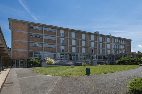 Façade ouest du bâtiment d'internat, logement, restauration. (ex.Léger) © Région Bourgogne-Franche-Comté, Inventaire du patrimoine