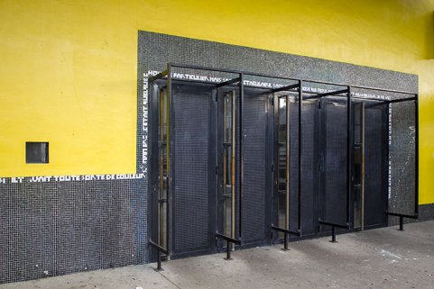 Détail de l'entrée vue de trois-quart ouest . © Région Bourgogne-Franche-Comté, Inventaire du patrimoine