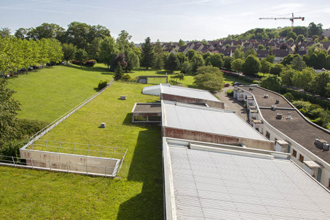 Vue d'ensemble des terrasses au nord-est. © Région Bourgogne-Franche-Comté, Inventaire du patrimoine