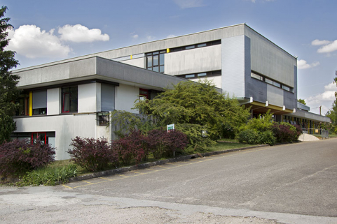 Façade sud et angle sud-ouest du bâtiment d'internat de garçons et d'externat. © Région Bourgogne-Franche-Comté, Inventaire du patrimoine