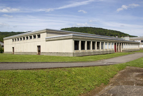 Angle sud ouest de l'atelier dédié aux métiers de la maintenance.  © Région Bourgogne-Franche-Comté, Inventaire du patrimoine