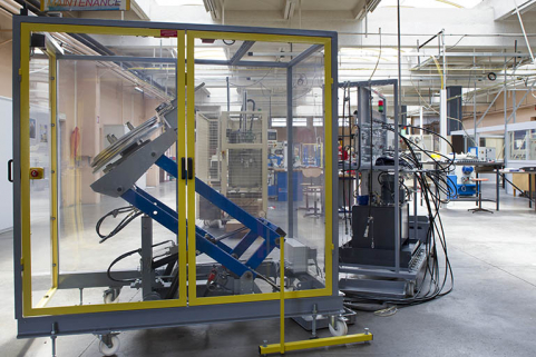 Intérieur de l'atelier dédié aux métiers de la maintenance.  © Région Bourgogne-Franche-Comté, Inventaire du patrimoine