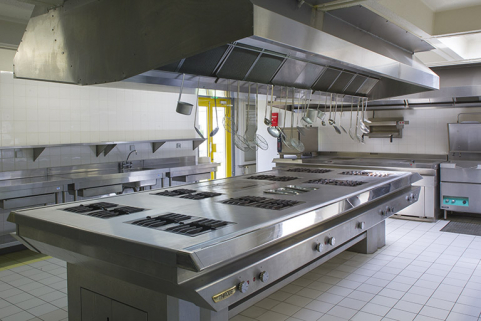 Cuisine pédagogique dans le bâtiment d'enseignement bio services. © Région Bourgogne-Franche-Comté, Inventaire du patrimoine