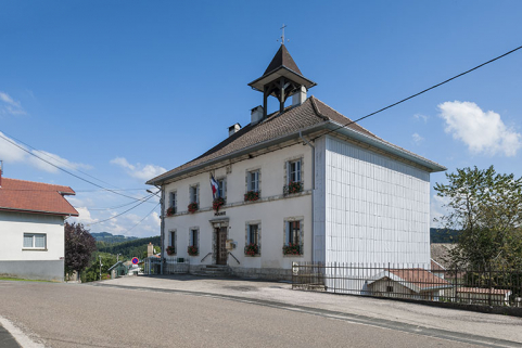 Vue d'ensemble depuis l'ouest.  © Région Bourgogne-Franche-Comté, Inventaire du patrimoine