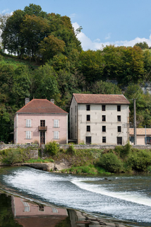 Le logement patronal et la minoterie depuis l'ouest. © Région Bourgogne-Franche-Comté, Inventaire du patrimoine