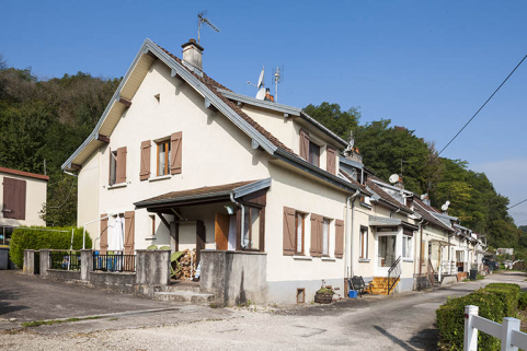 Habitation ouvrière rue du Quartier. Vue de trois quarts. © Région Bourgogne-Franche-Comté, Inventaire du patrimoine