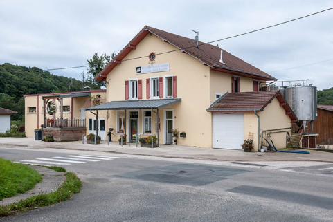 Vue de trois quarts droite. © Région Bourgogne-Franche-Comté, Inventaire du patrimoine