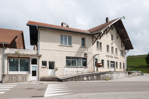 Vue de trois quarts gauche. © Région Bourgogne-Franche-Comté, Inventaire du patrimoine
