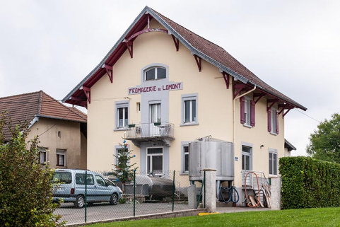 Vue de trois quarts droite. © Région Bourgogne-Franche-Comté, Inventaire du patrimoine