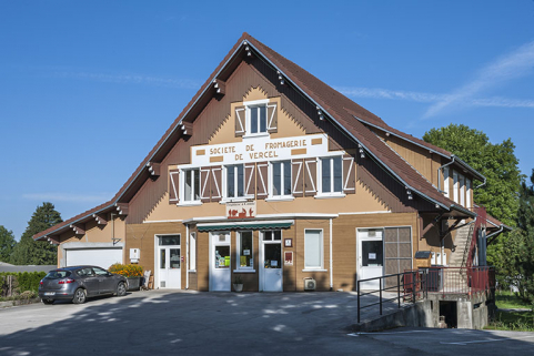 Vue de trois quarts droite. © Région Bourgogne-Franche-Comté, Inventaire du patrimoine