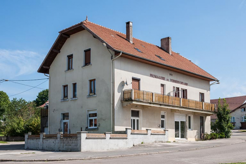 Vue de trois quarts gauche. © Région Bourgogne-Franche-Comté, Inventaire du patrimoine