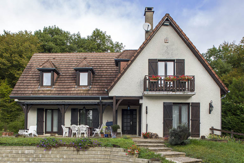 Façade antérieure. © Région Bourgogne-Franche-Comté, Inventaire du patrimoine Façade antérieure. © Région Bourgogne-Franche-Comté, Inventaire du patrimoine